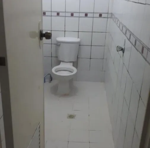 Elnarica Cubao Qc * Manila